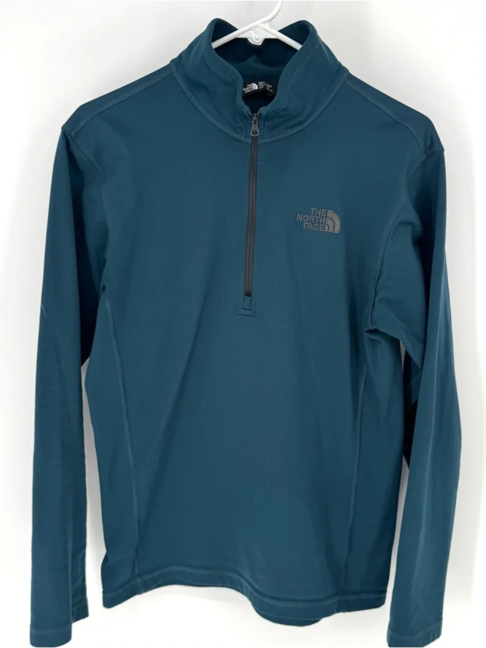 The North Face tech glacier Slate Blue Quarter-Zip Pullover small